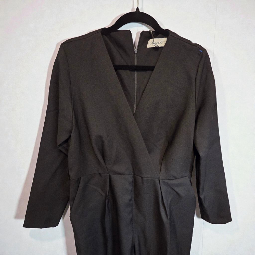 Closet London Black Long Sleeve V-Neck Jumpsuit Size 12 - Picture 4 of 6